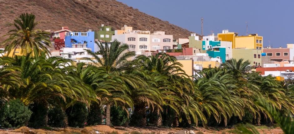 Kitesurf alla spiaggia di Vargas Spot per il kitesurf a Gran Canaria