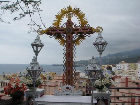 CRUZ DE LA ENCARNACION